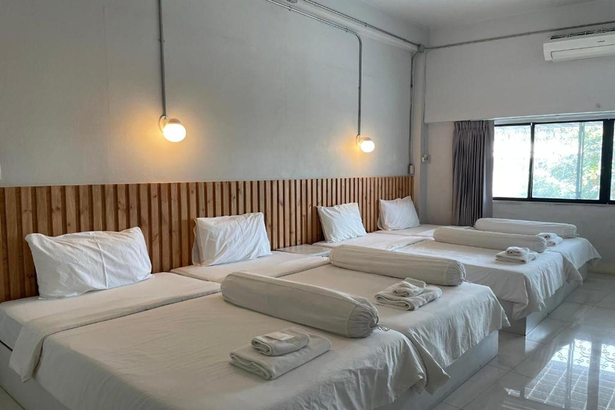 Asaya House Hotel เชียงใหม่ ภายนอก รูปภาพ