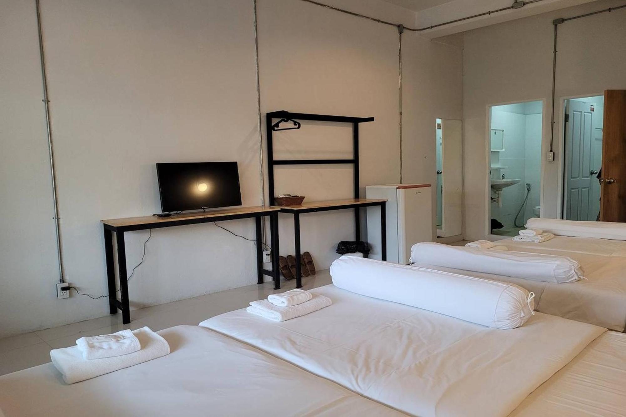 Asaya House Hotel เชียงใหม่ ภายนอก รูปภาพ
